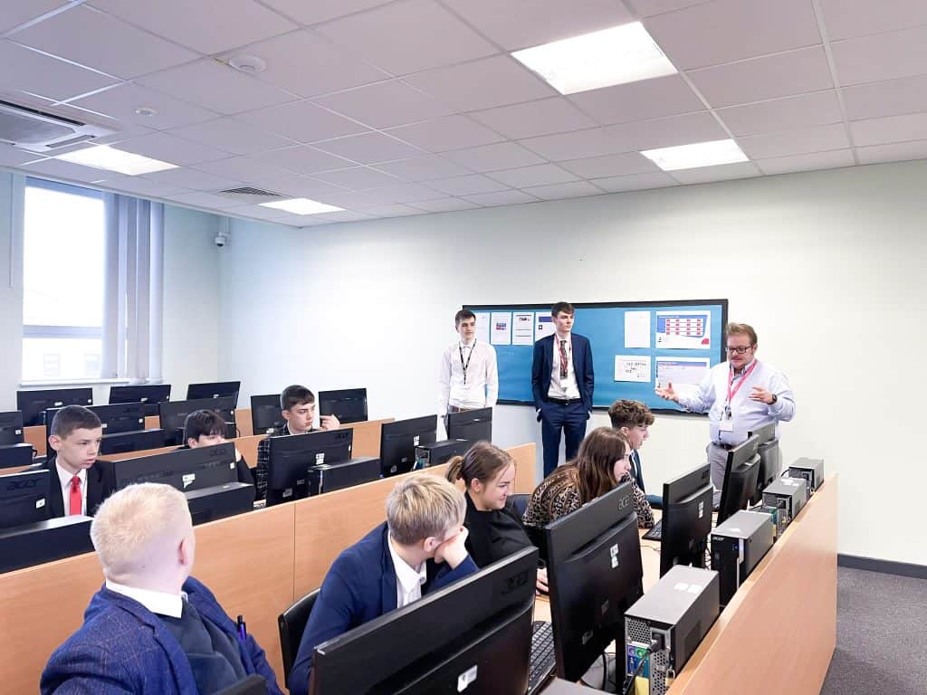 James Emmett from Cloud Design Box visits Engineering UTC Northern Lincolnshire Microsoft Teams and SharePoint University Technical College